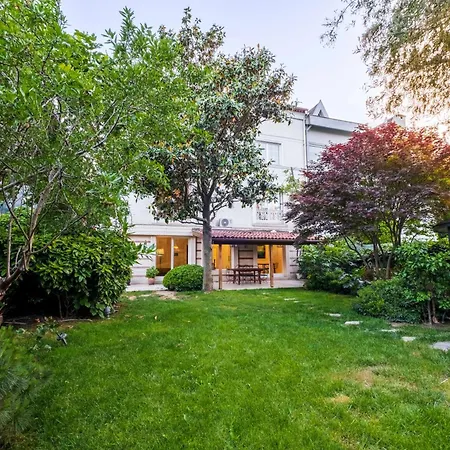 Homie - A Majestic 4 Bedroom Boasting A Private Garden And Terrace In Levent #83 * Istanbul
